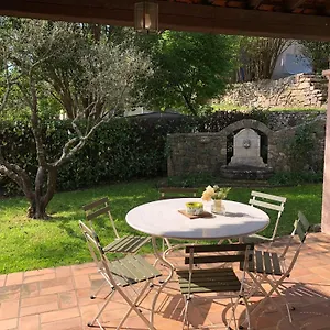 Provencale Au Calme Entouree De Verdure, Animaux De Compagnie Acceptes ! Hébergement de vacances